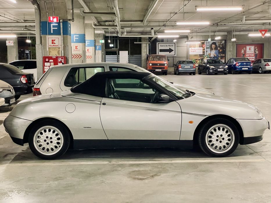 Alfa Romeo 916 Spider Gtv