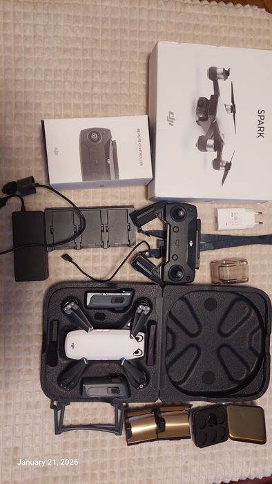 Drona DJI Spark fly more combo