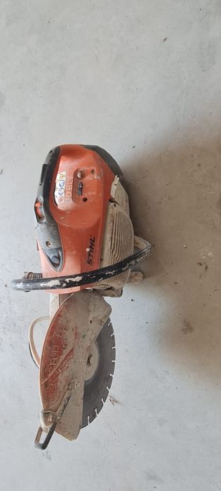 Se vinde ce se vede in poze