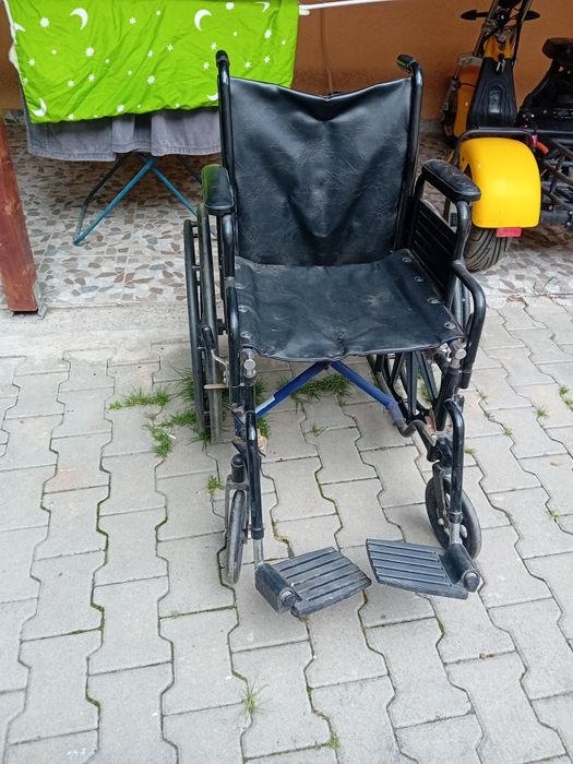 Scaun cu rotile second hand