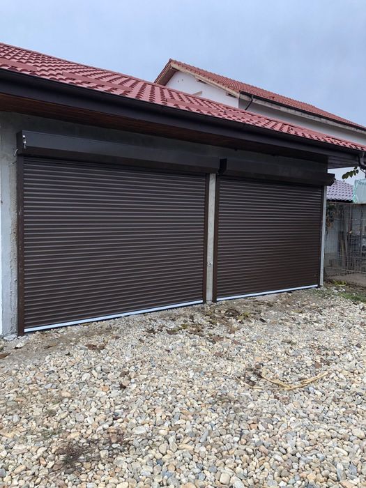 Uși pentru garaj