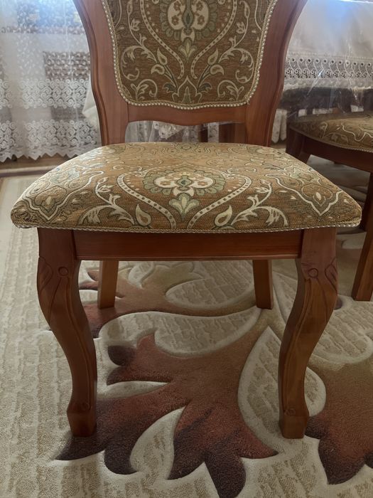 Стулья для гостинной