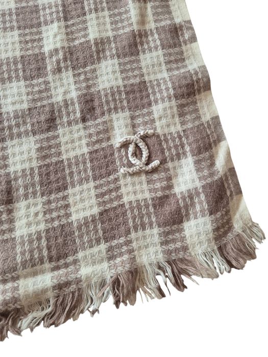 Chanel зимни шалове