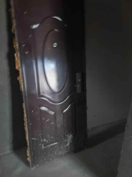 Двер наружной бу