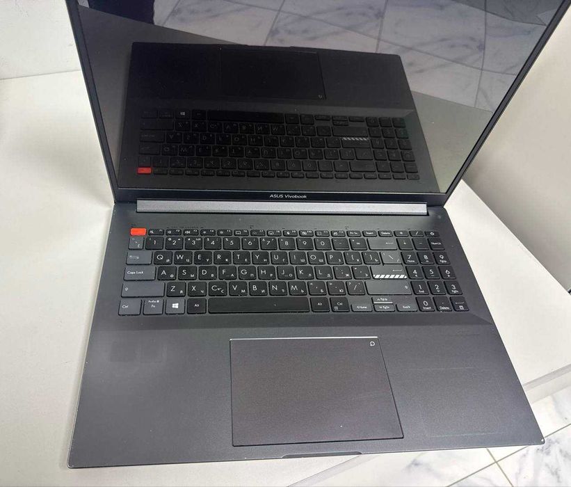 Asus  32 Гб (Астана, Петрова 17) лот105\9561