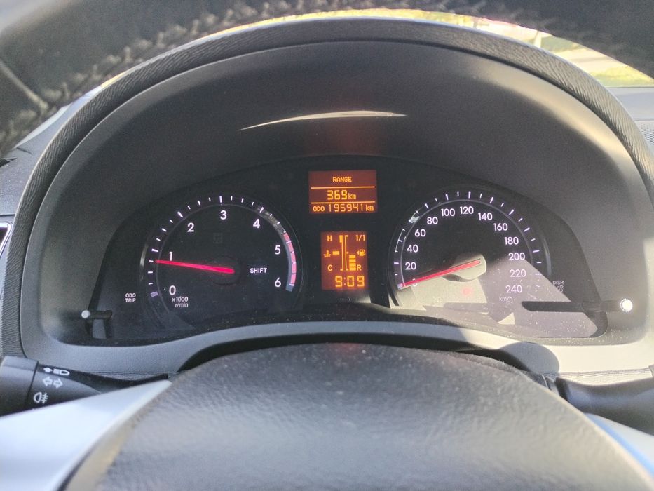 Toyota Avensis 2013 2.0 diesel