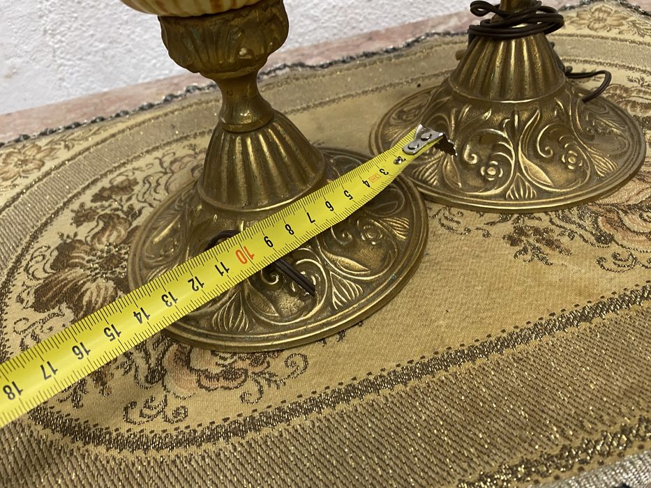 Чифт стари френски лампи от порцелан и месинг