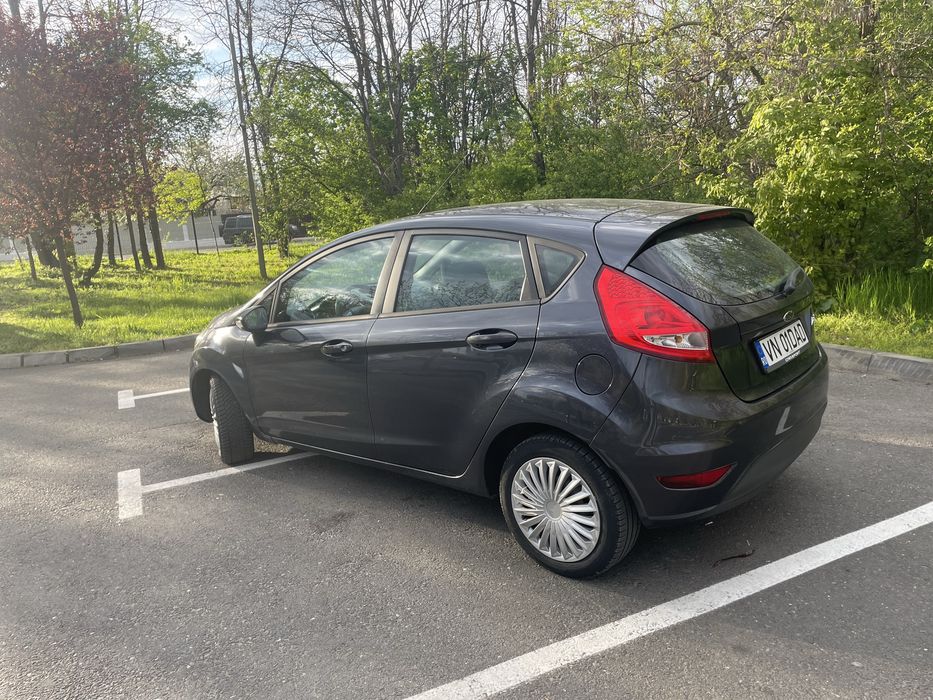 Ford fiesta 1,25 benzina , 2010