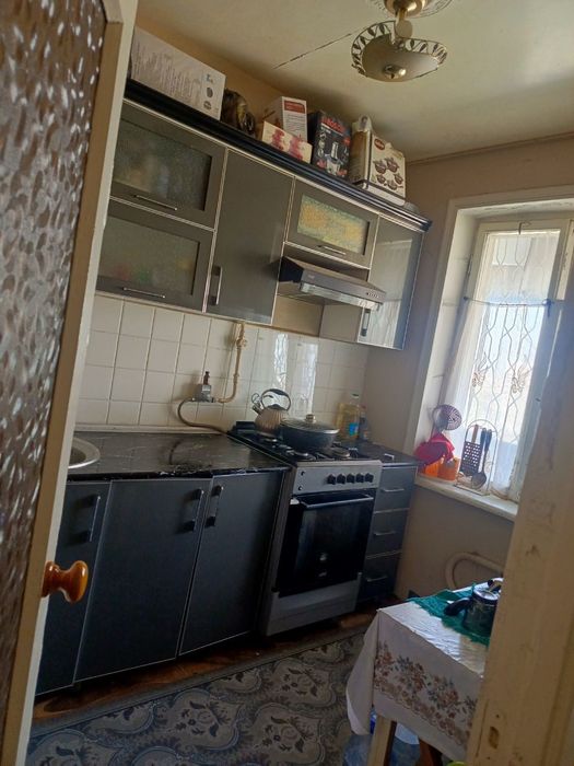 2-xona kvartira sotiladi