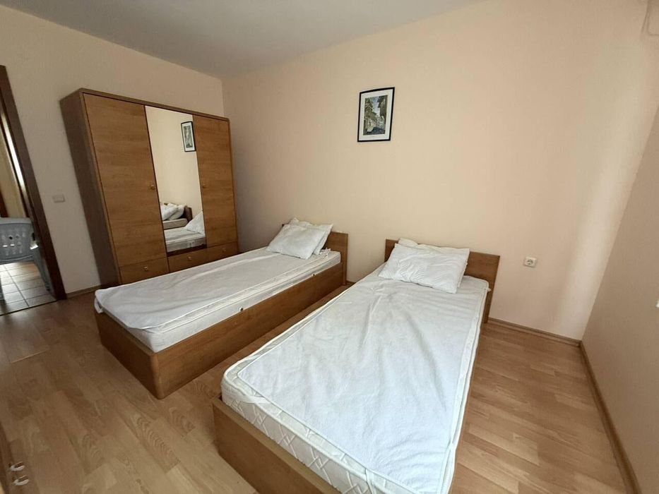 Продава се Тристаен апартамент в Бургас, Долно Езерово - 72 кв.м за 966 €/кв.м - Снимка #4