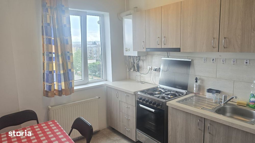 Vand apartament 2 camere in Deva, Kogalniceanu, decomandat, mobilat
