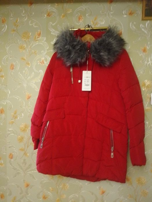 Продам куртки  зима новые