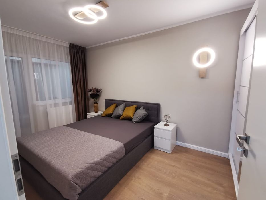 Apartament 2 camere, complet renovat și mobilat | 57 mp utili + terasă 12 mp | Boxă | Bulevardul Mihai Viteazu, Sibiu