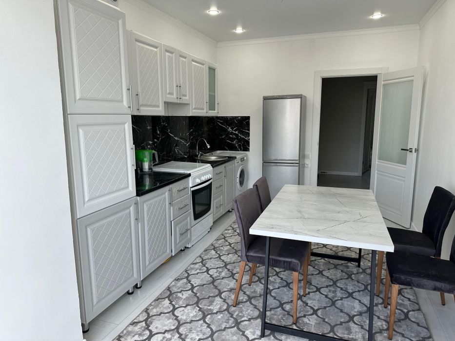 Продам 2х ком квартиру р-н Женис