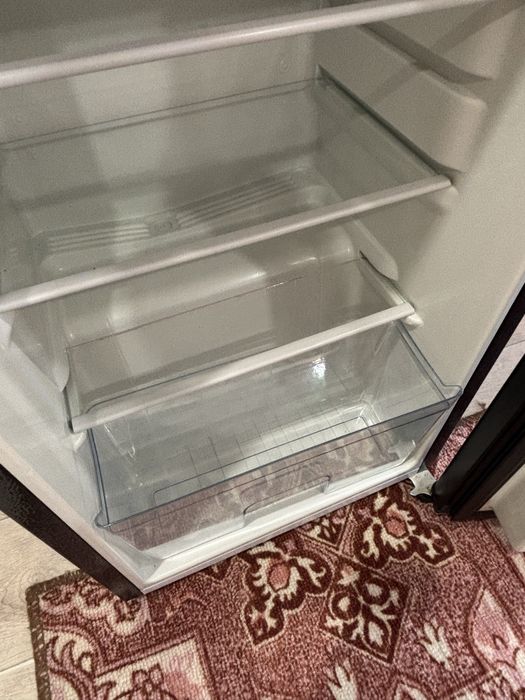 Мини-холодильник продается