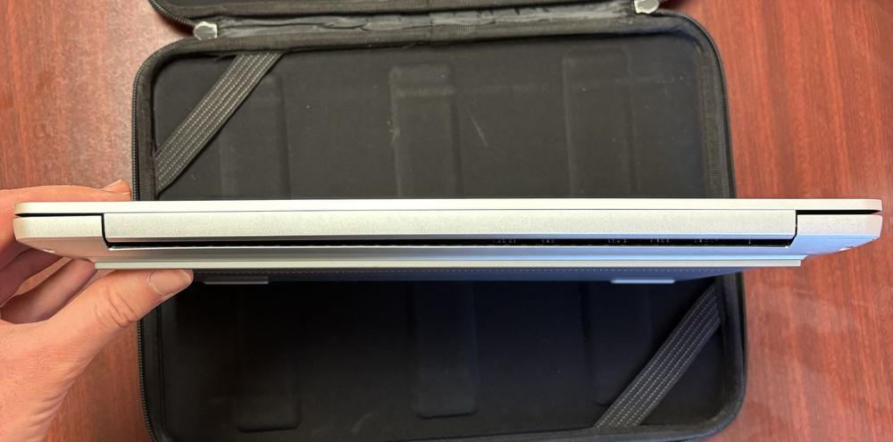 Lenovo ideapad slim 5 - intel ultra 5, 32 gb ram, 1 tb