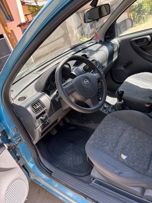 Vând Opel corsa C