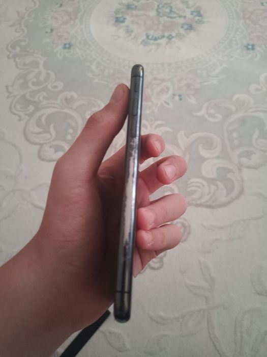 Iphone X 73% акб