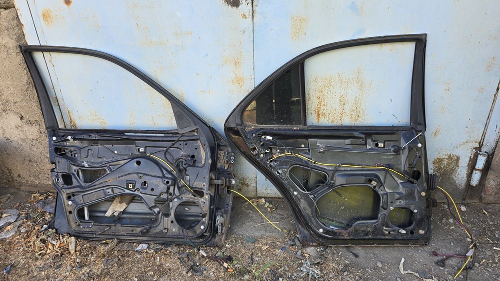 Запчасти Мерседес 210