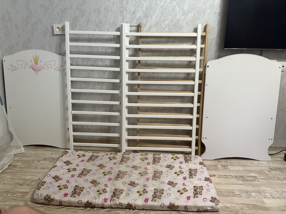 Продам детскую кроватку