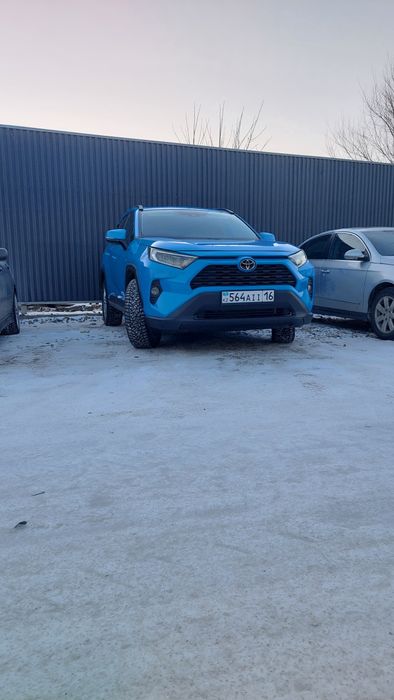 Автомобиль тойота