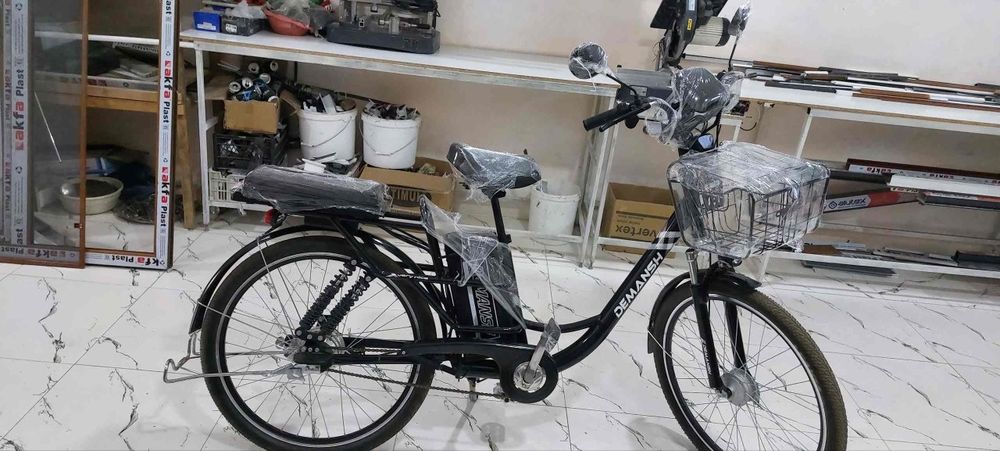 Продаётся велик новый