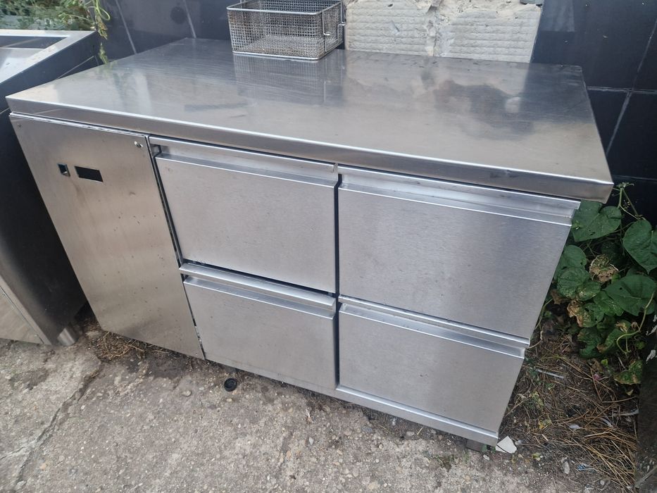 Masa rece sau calda inox, cu usi culisante