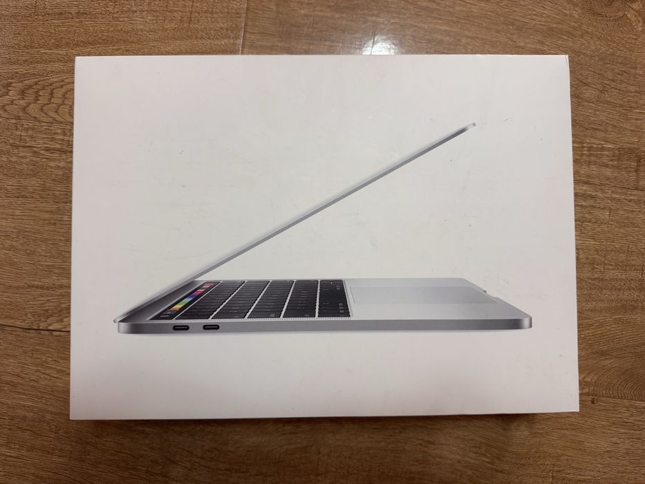 MacBook Pro 13,3" 2019 года