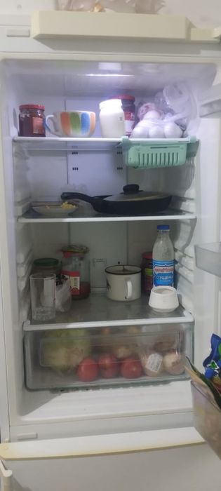 Срочно продам Холодильник