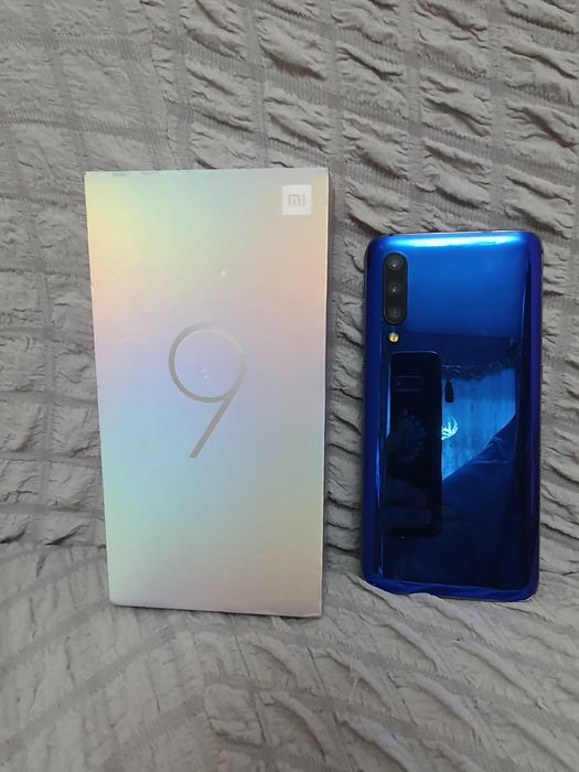 Srochna sotiladi Xiaomi Mi 9 6/128GB Blue  Original Flagman Igravoy