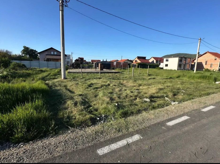 Teren de vânzare