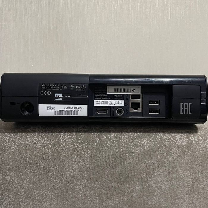 Продам Xbox 360 прошитый