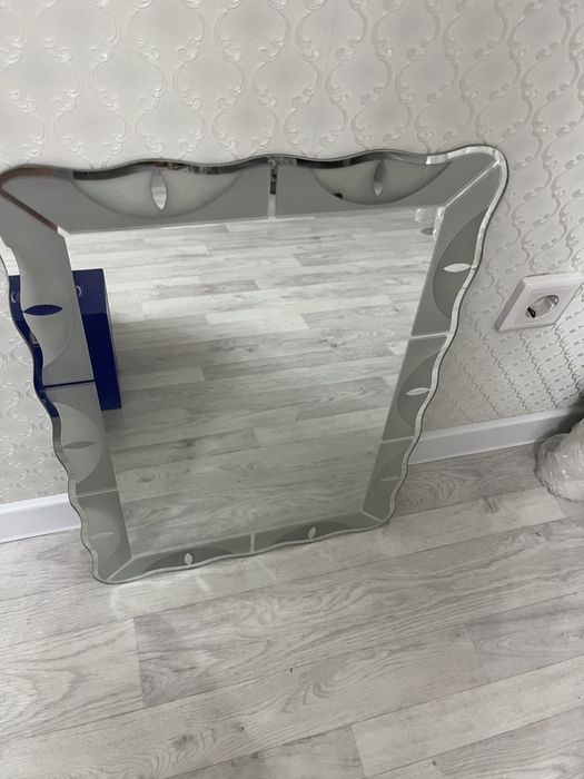 Продам зеркало 40*60