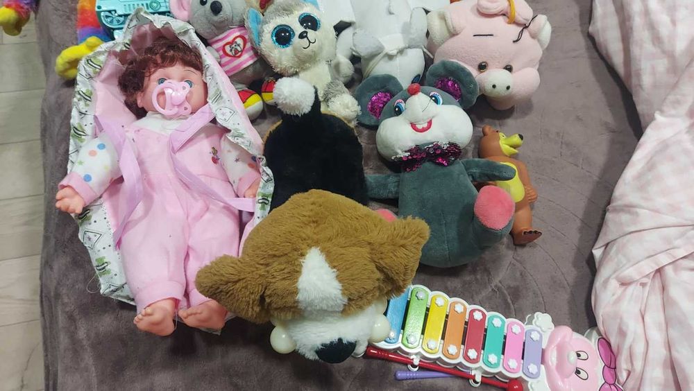отдам игрушки детские, в основном для девочки