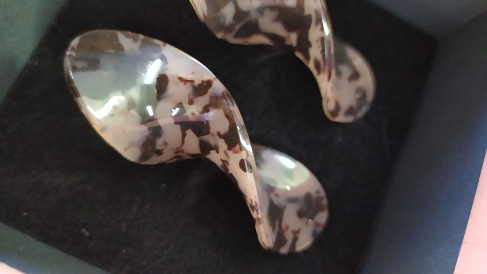 Серьги брендовые