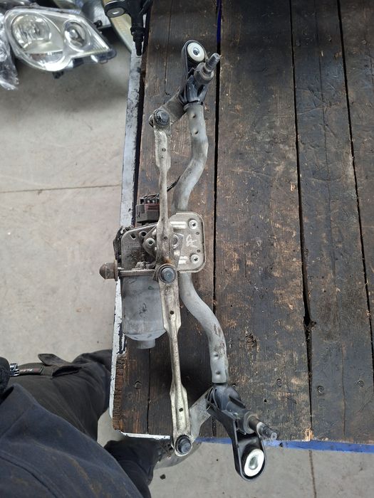 Ansamblu ștergătoare ford k+ 2017