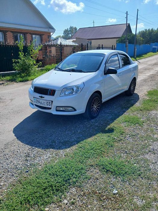 Срочно продам машину Шевроле Нексия