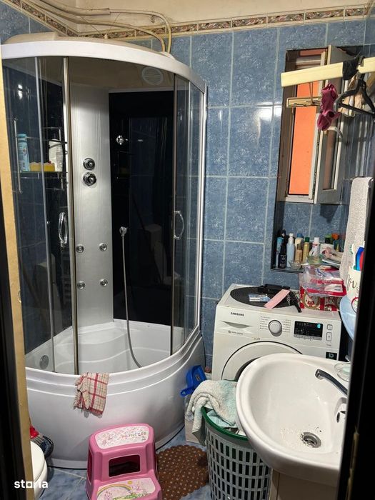 Vand apartament 2 camere Centru