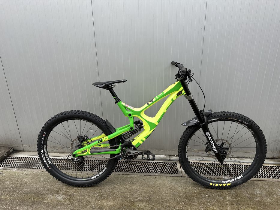 Intense M16 carbon 27.5 dh downhill велосипед колело