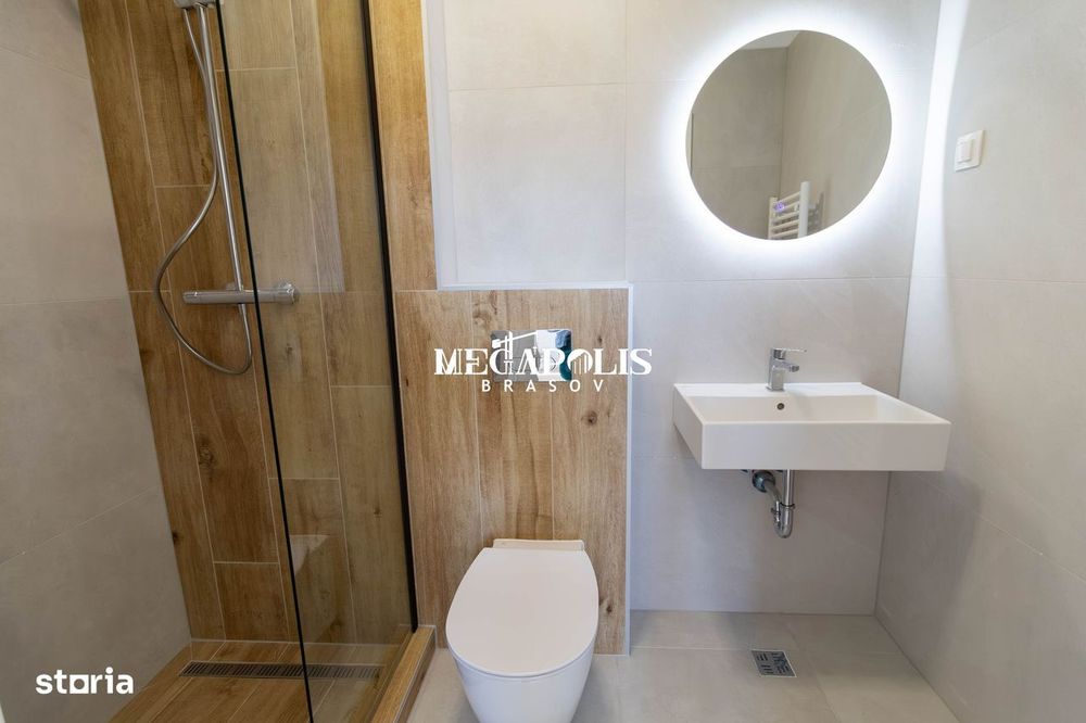 Apartament 3 Camere Decomandat Tractorul Intabulat