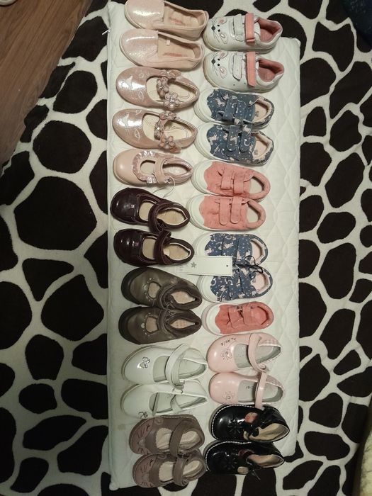 Adidasi fetite în stare f. buna