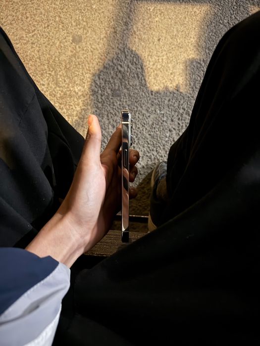 продам iphone 13 pro 256гб