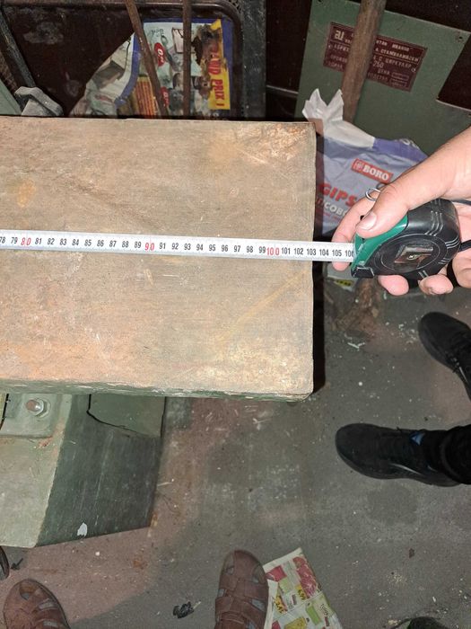 Продавам Абрихт машина