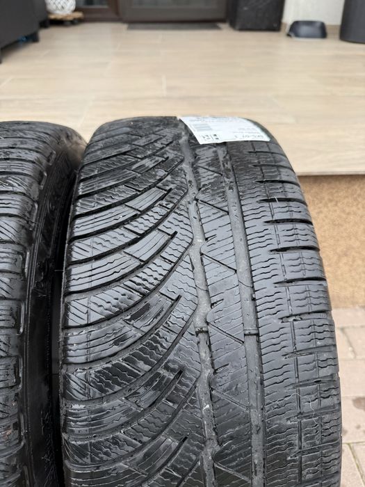 Anvelope (set 4 buc) Michelin 225.40.18 / Pirelli 225.55.18