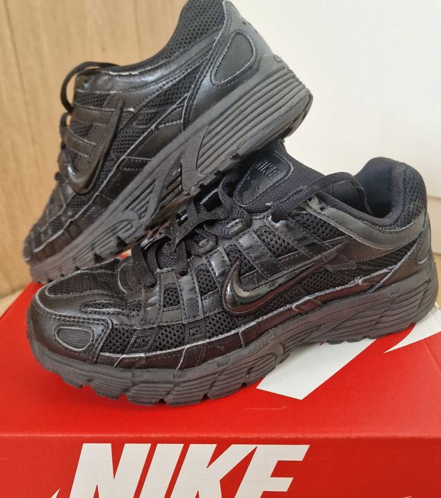 Продам кроссовки оригинал Nike