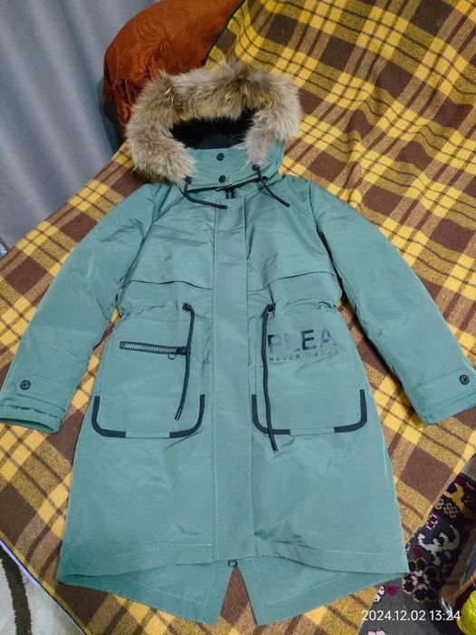 Продам зимнюю куртку