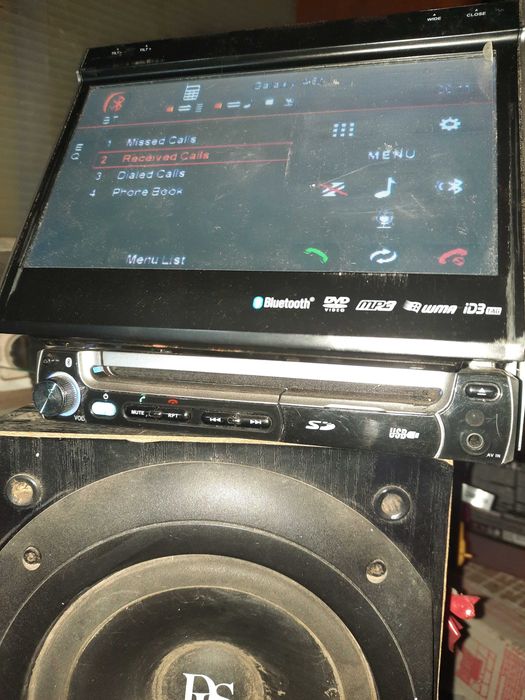 Un dvd player auto