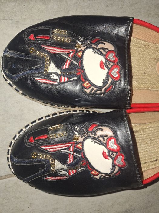 LOVE MOSCHINO Еспадрили
* Проверете уебсайта за най-новите цени