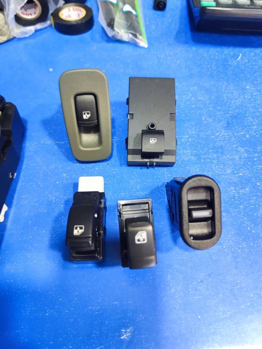 Кнопка стеклоподъёмника НЕКСИЯ ЛАСЕТТИ КОБАЛЬТ СПАРК