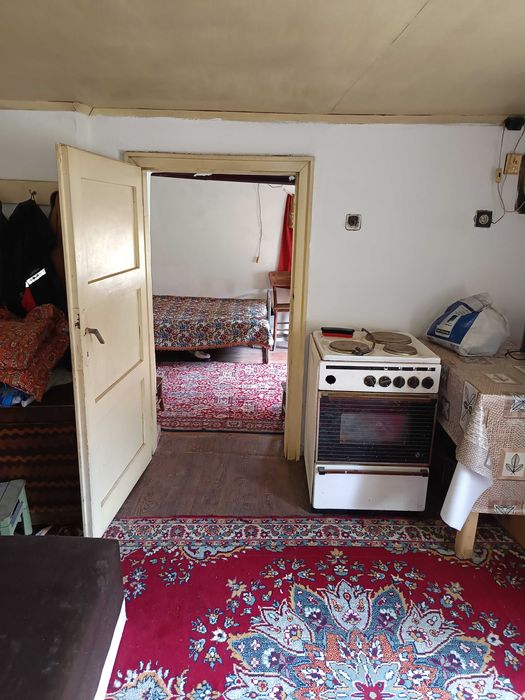 Продавам къща в град Стрелча